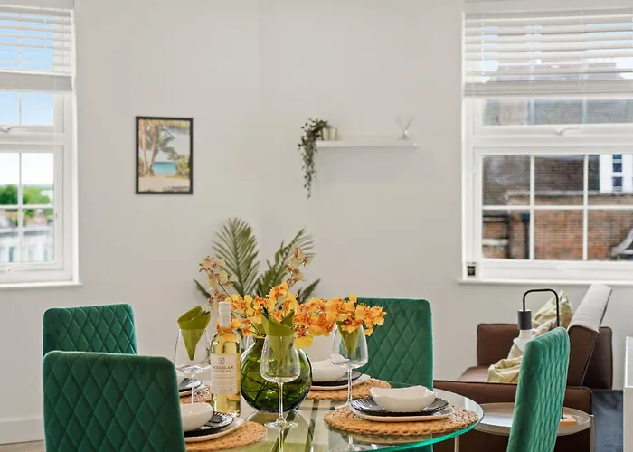 Modern One And Two Bed Apartments London
