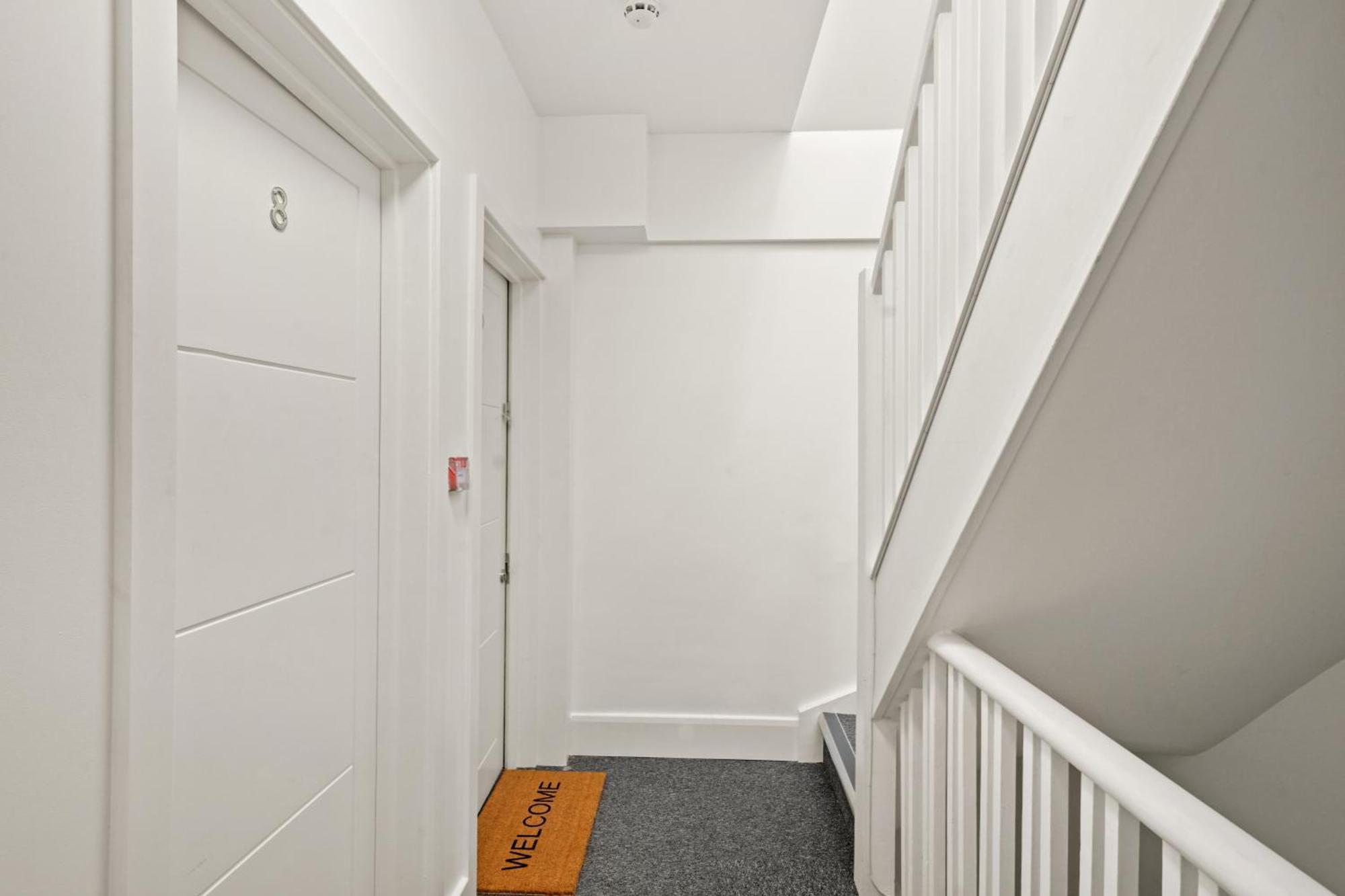Modern One And Two Bed London Apartment