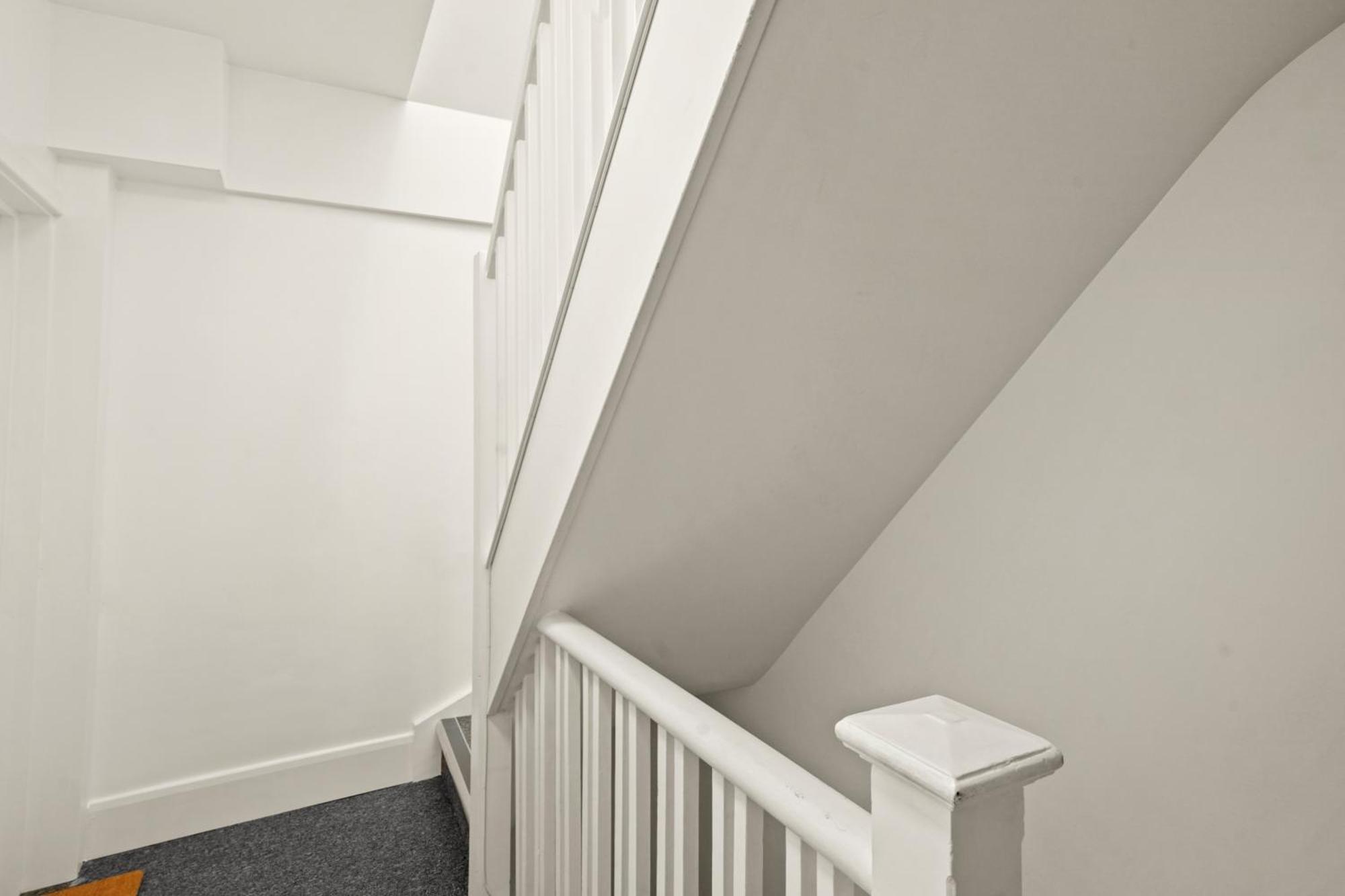 Modern One And Two Bed London Apartment Edgware