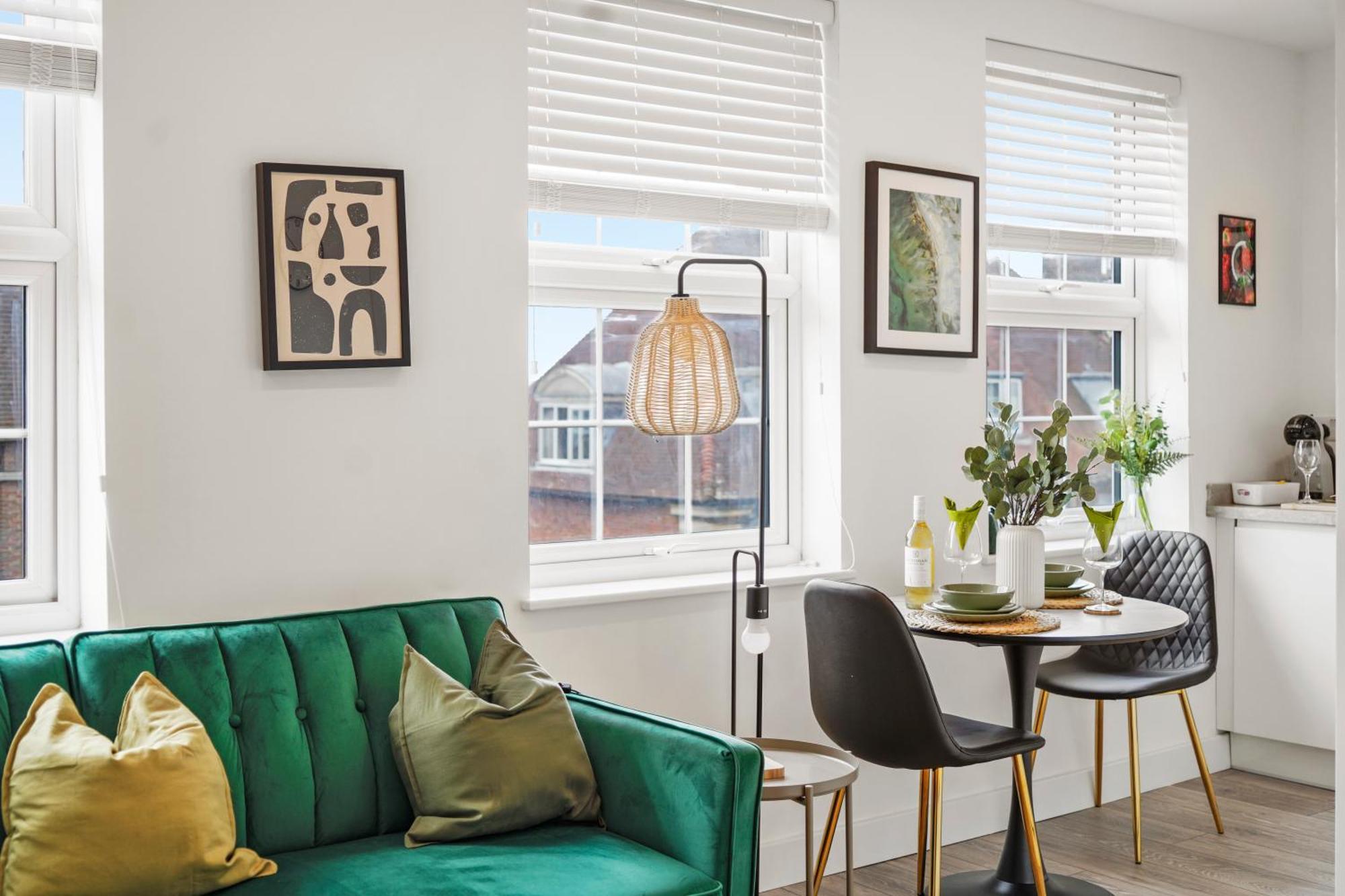 Modern One And Two Bed London *